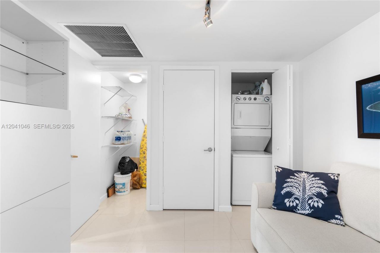 495 Brickell Ave, Unit BAY807, Miami, FL 33131 Photo