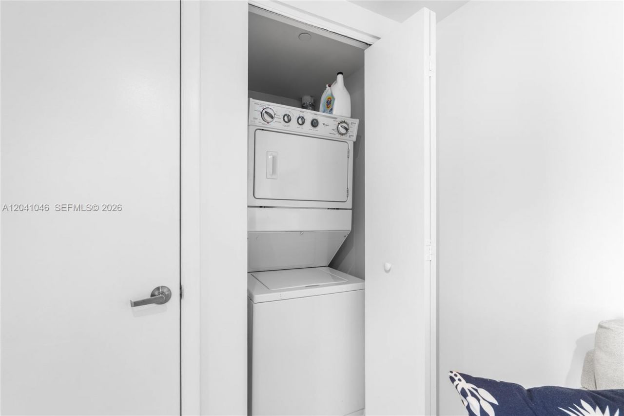 495 Brickell Ave, Unit BAY807, Miami, FL 33131 Photo