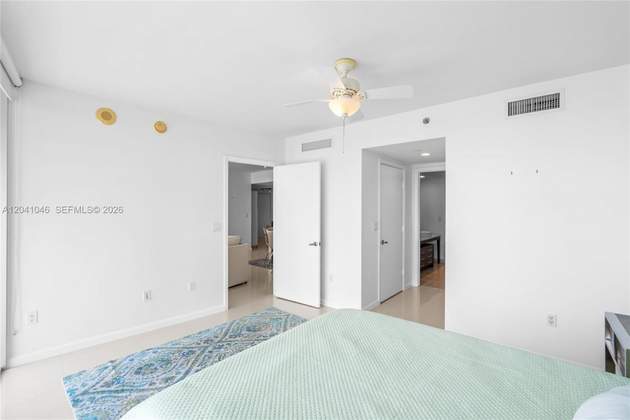 495 Brickell Ave, Unit BAY807, Miami, FL 33131 Photo