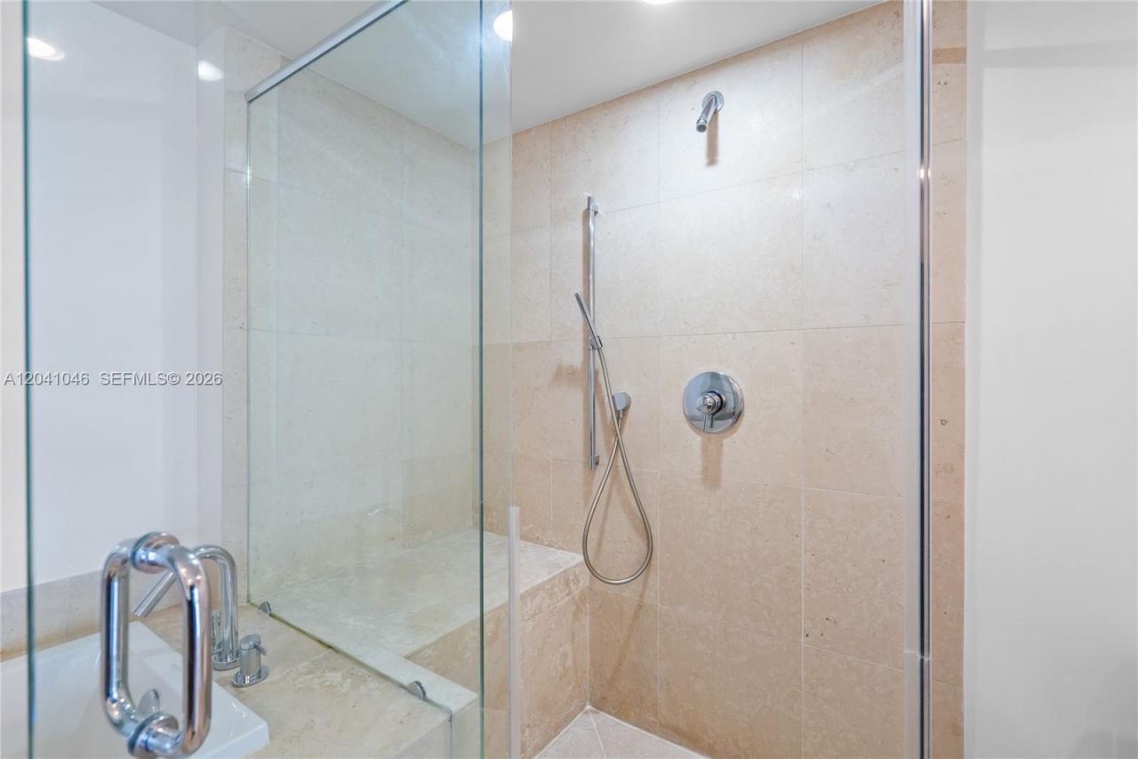 495 Brickell Ave, Unit BAY807, Miami, FL 33131 Photo