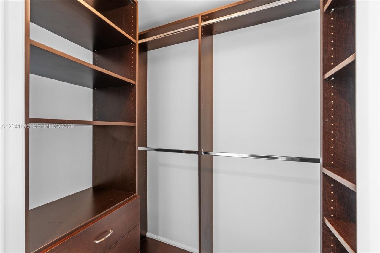 495 Brickell Ave, Unit BAY807, Miami, FL 33131 Photo