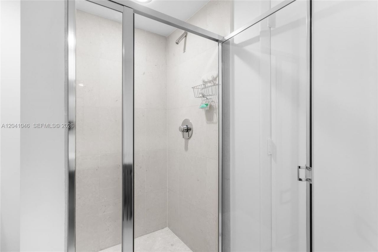 495 Brickell Ave, Unit BAY807, Miami, FL 33131 Photo