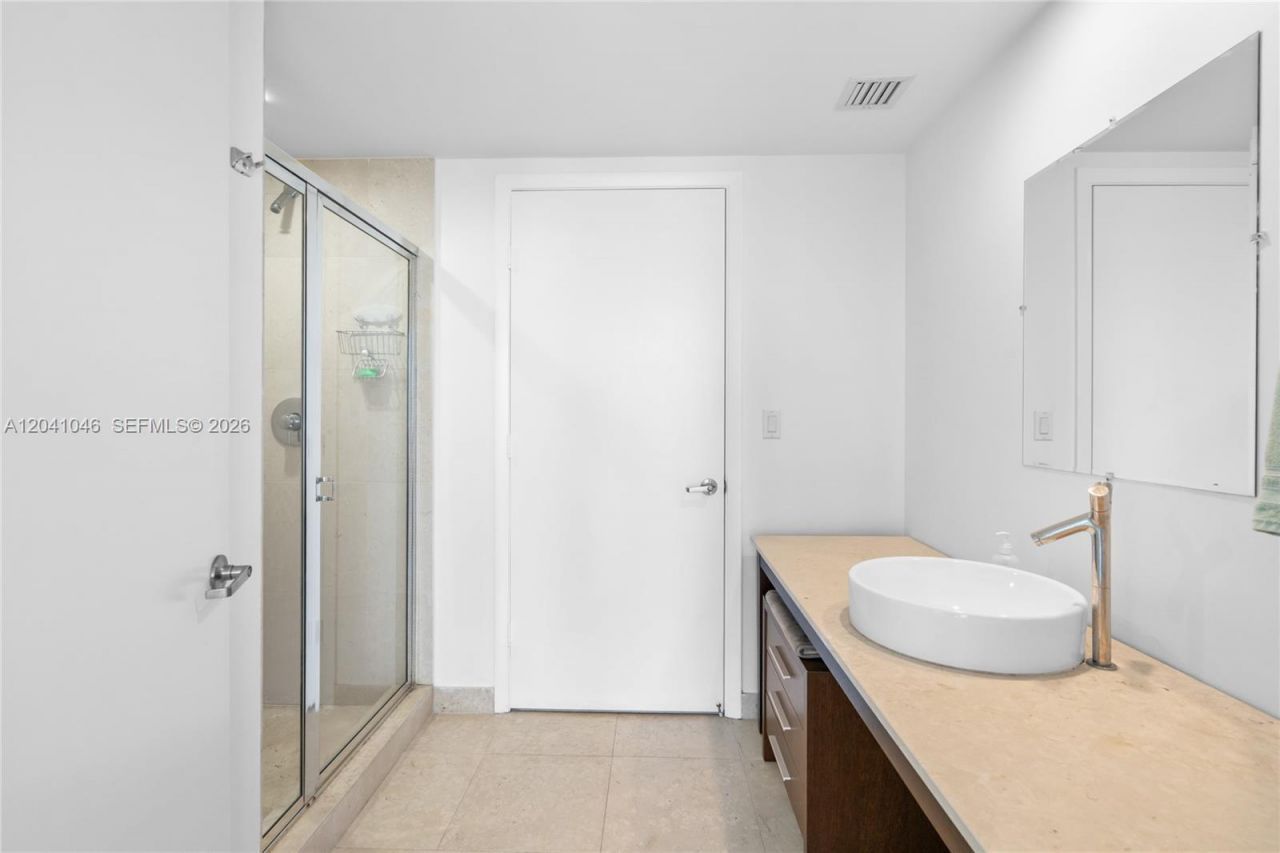 495 Brickell Ave, Unit BAY807, Miami, FL 33131 Photo