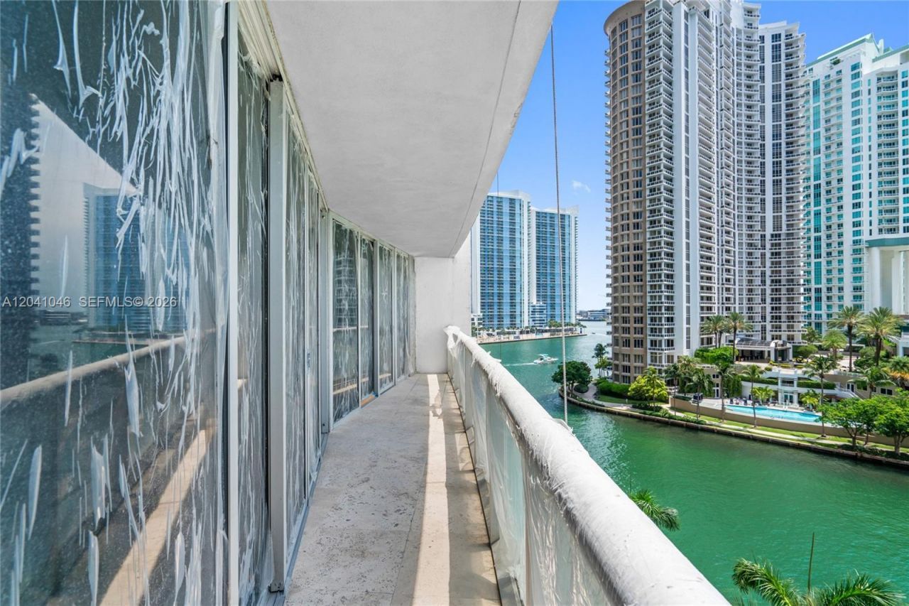 495 Brickell Ave, Unit BAY807, Miami, FL 33131 Photo