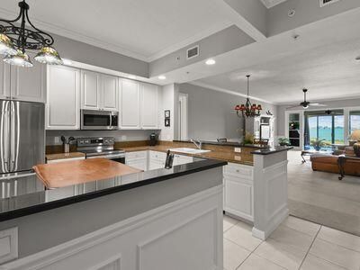 4 Harbour Isle Drive E, Unit 106, Fort Pierce, FL 34949 Photo