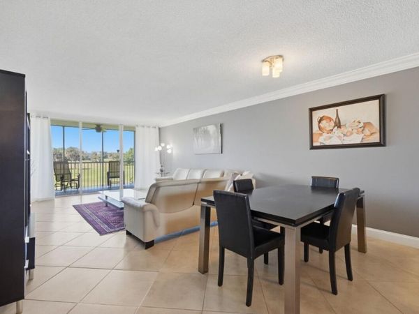 3001 S Palm Aire Drive, Unit 206, Pompano Beach, FL 33069