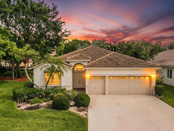 8754 NW 75th Place, Tamarac, FL 33321