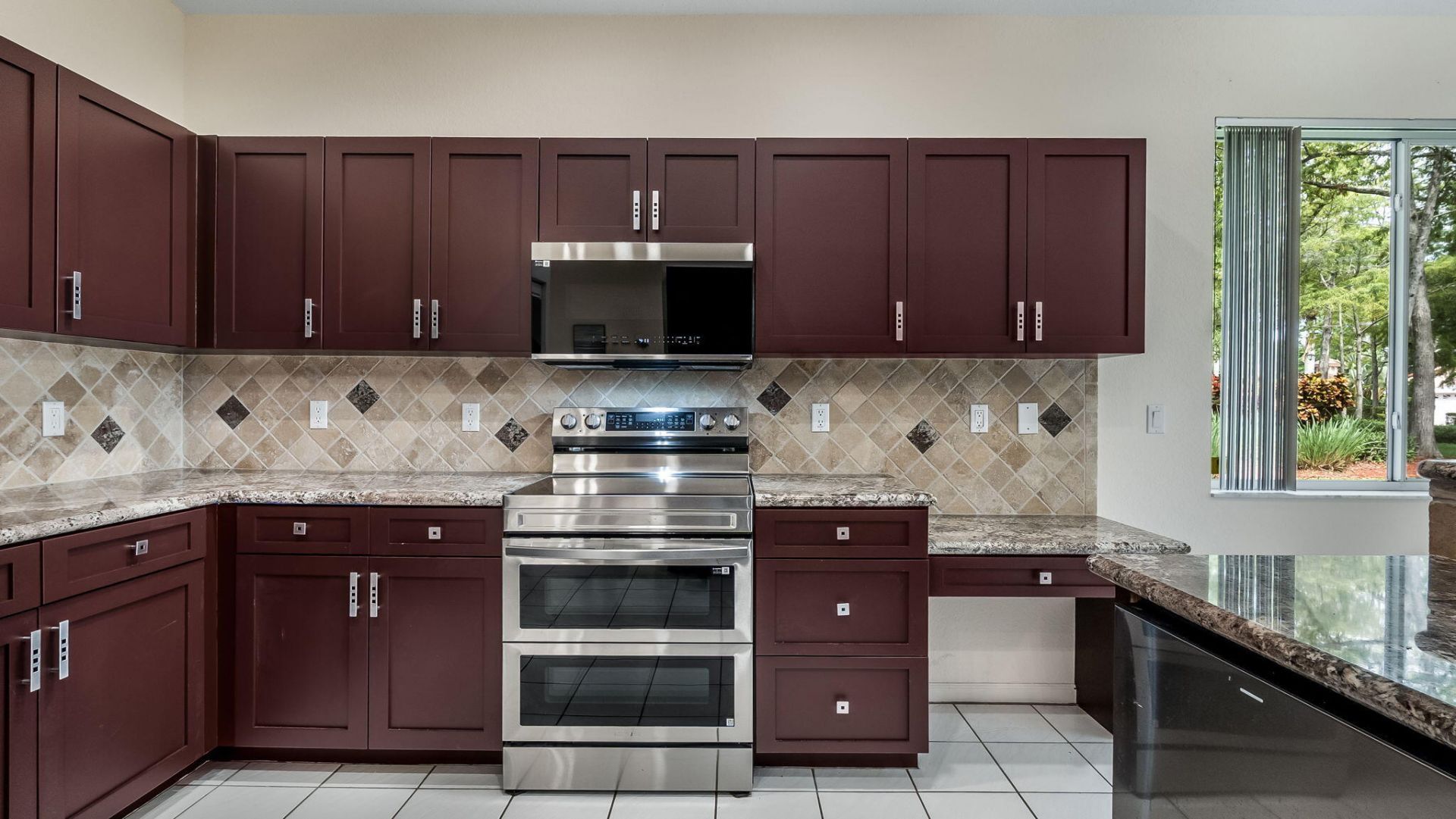 8754 NW 75th Place, Tamarac, FL 33321 Photo