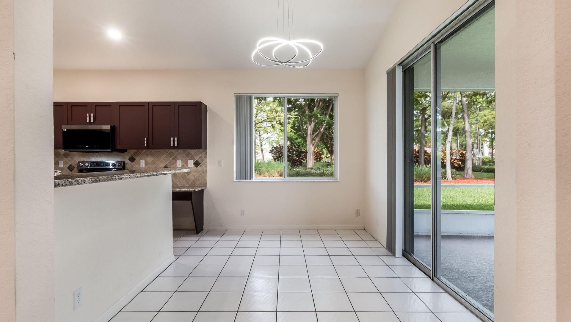 8754 NW 75th Place, Tamarac, FL 33321 Photo