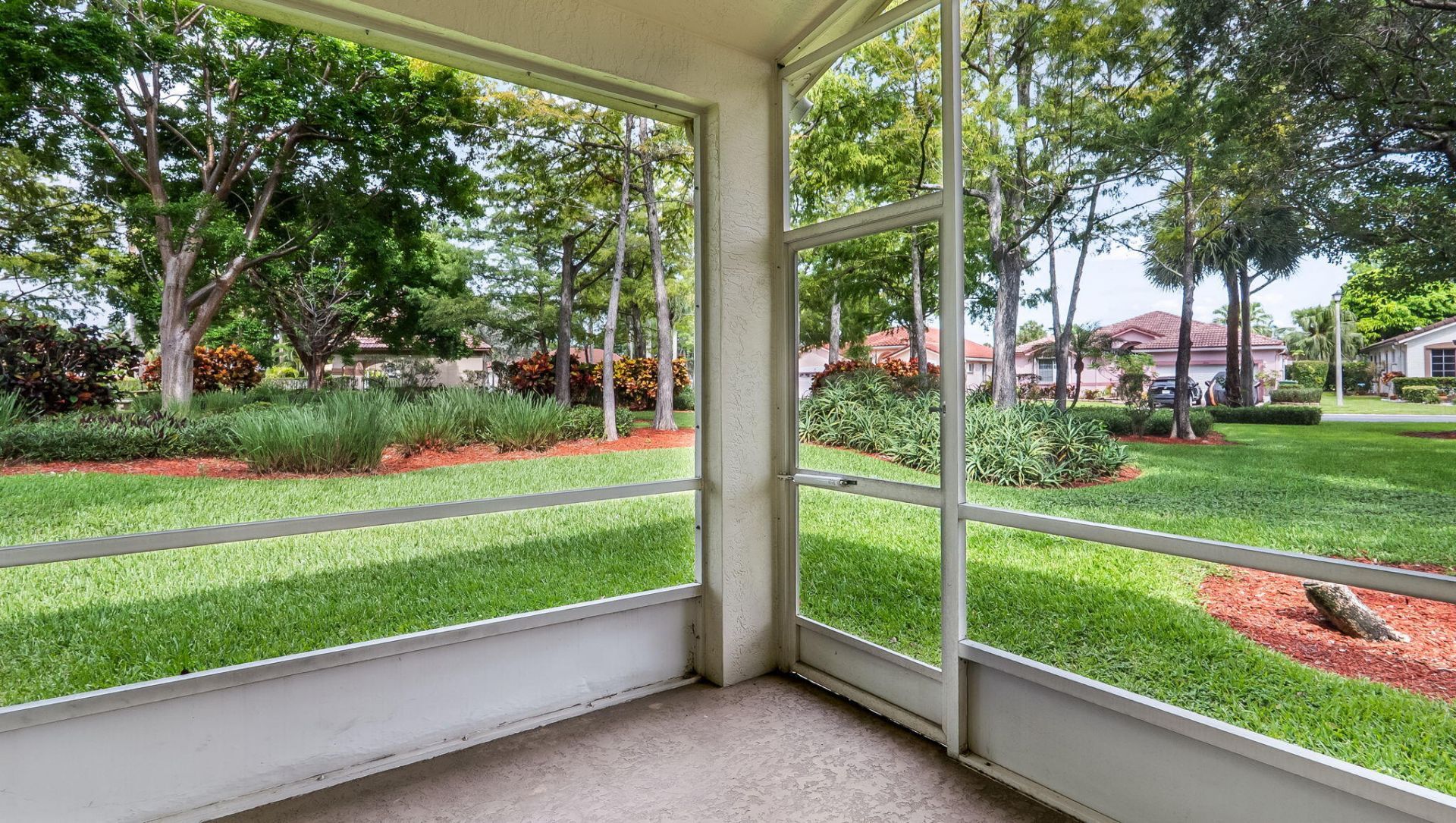 8754 NW 75th Place, Tamarac, FL 33321 Photo