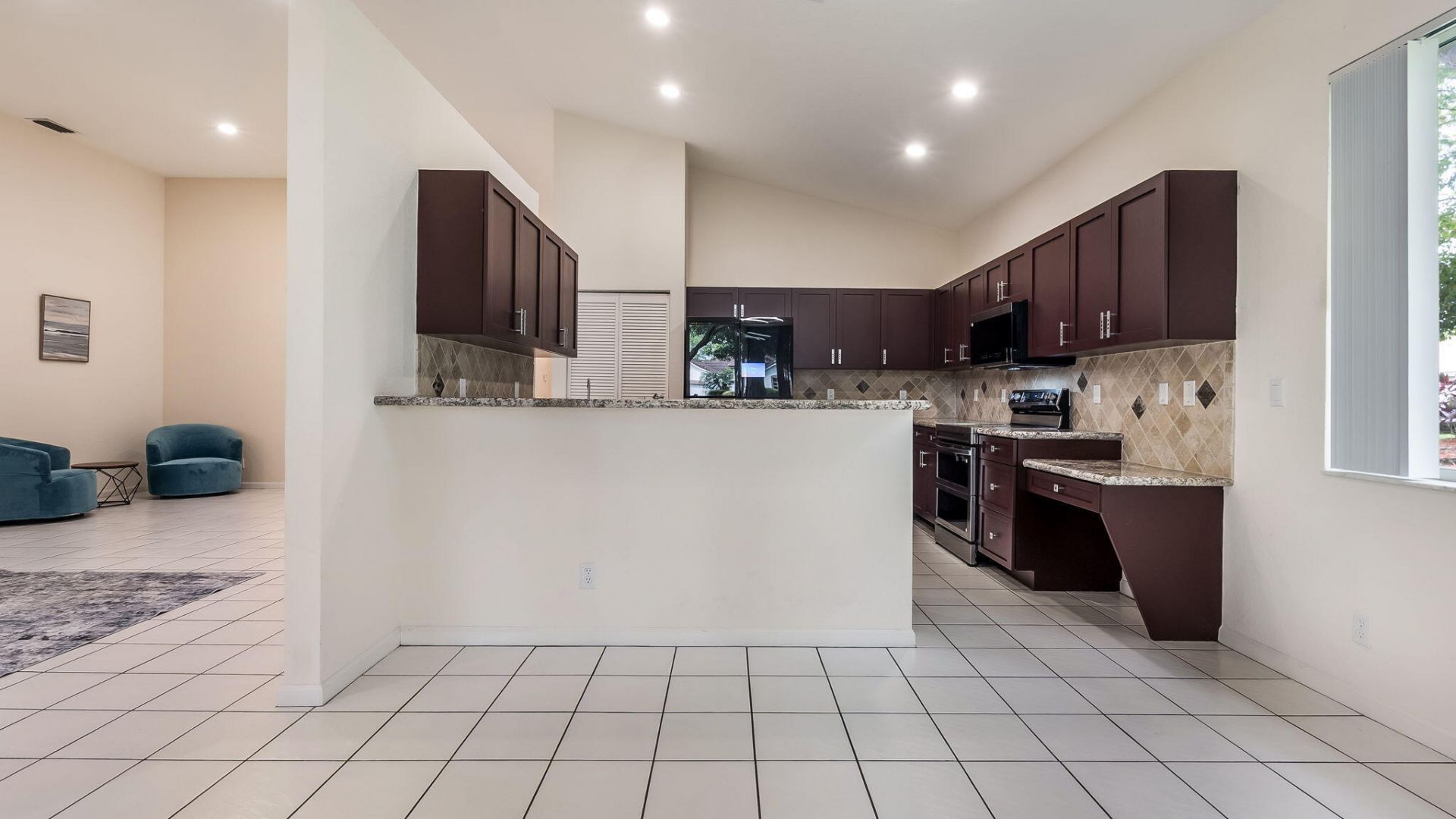 8754 NW 75th Place, Tamarac, FL 33321 Photo