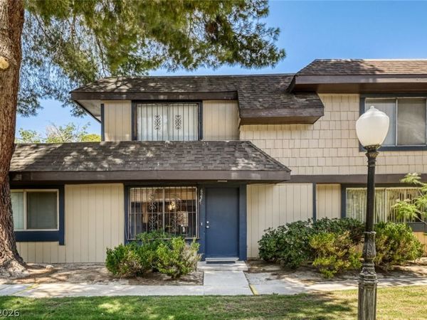 6227 Meadow Vista Lane, Las Vegas, NV 89103