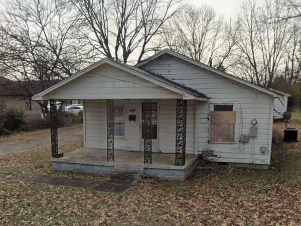 3611 School Street , Jonesboro, AR 72401