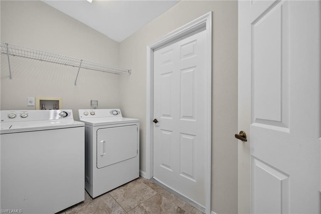 6156 Mandalay Cir, Unit 12, Naples, FL 34112 Photo