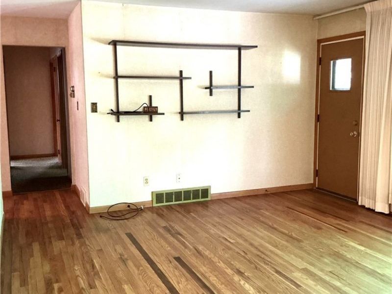4950 N Sedgewick, Lyndhurst, OH 44124 Photo 7