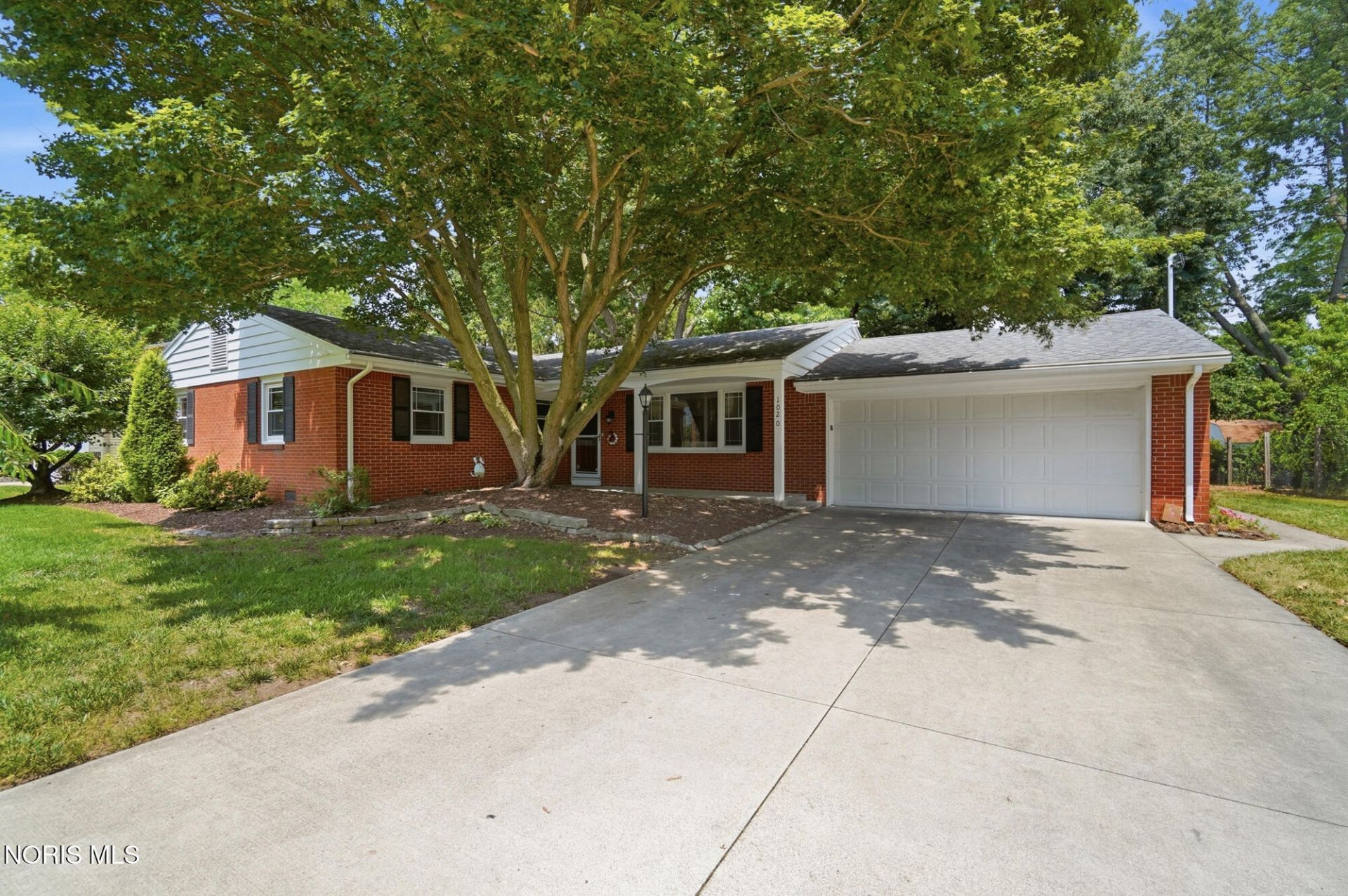 1020 Gustin Avenue, Bowling Green, OH 43402 Main Photo