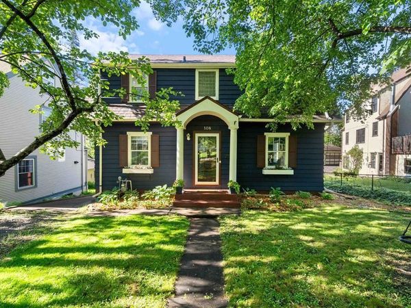 108 Greenwood Lane, Duluth, MN 55803