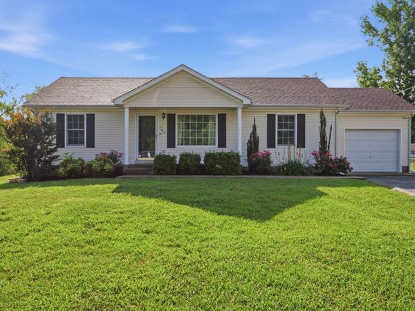 708 Eaglesham Dr , Christiana, TN 37037