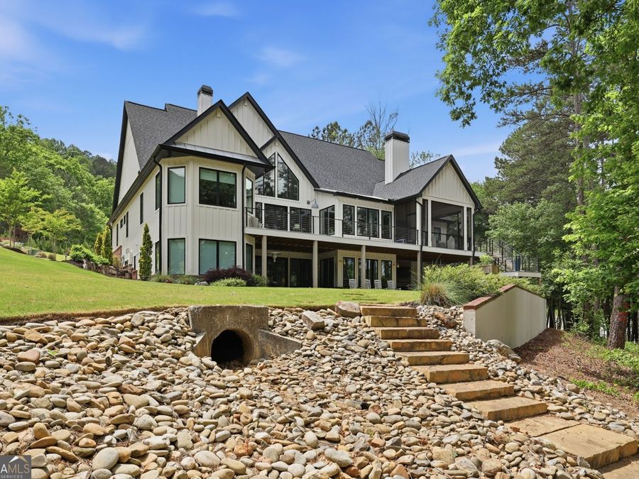 Property Image 110