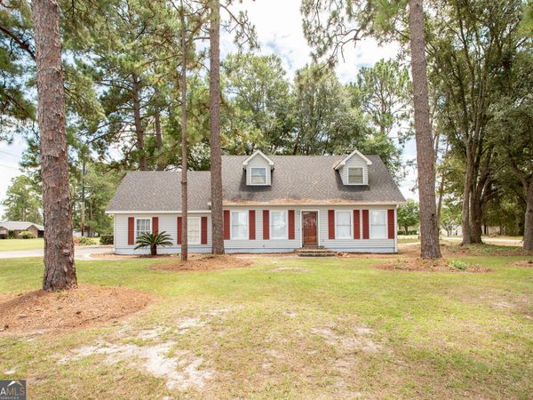4484 Central Avenue, Waycross, GA 31503