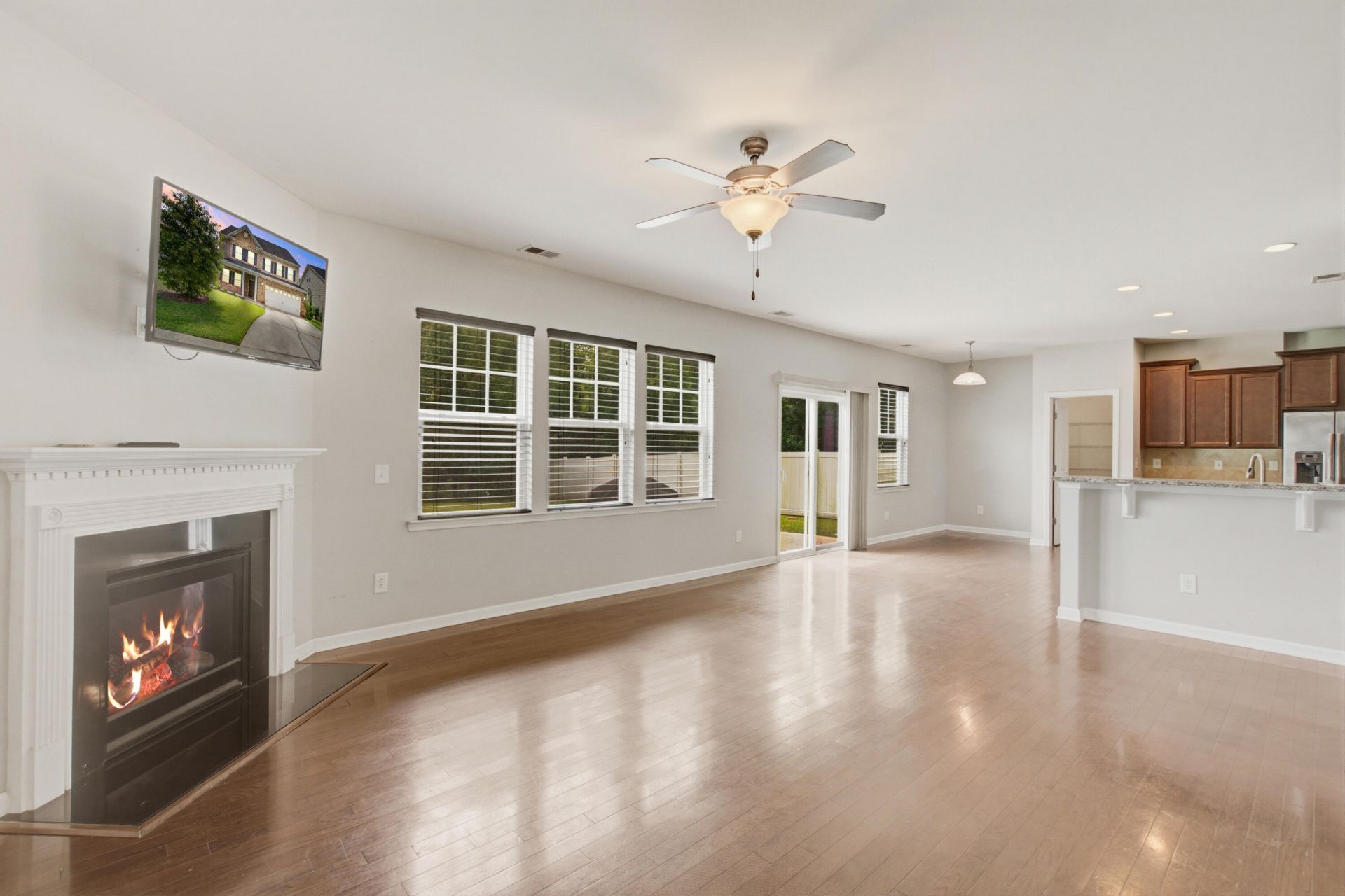 1005 Bald Cypress Drive Photo 13