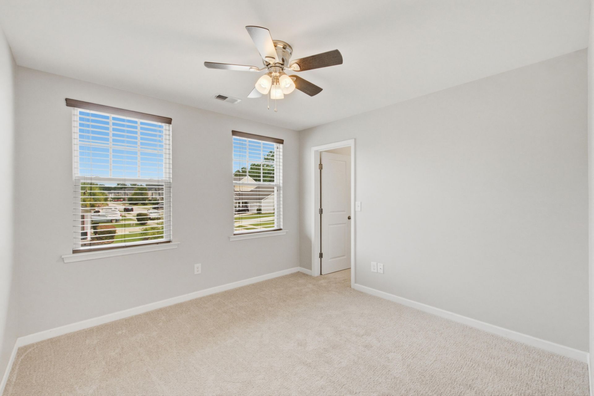 1005 Bald Cypress Drive Photo 31