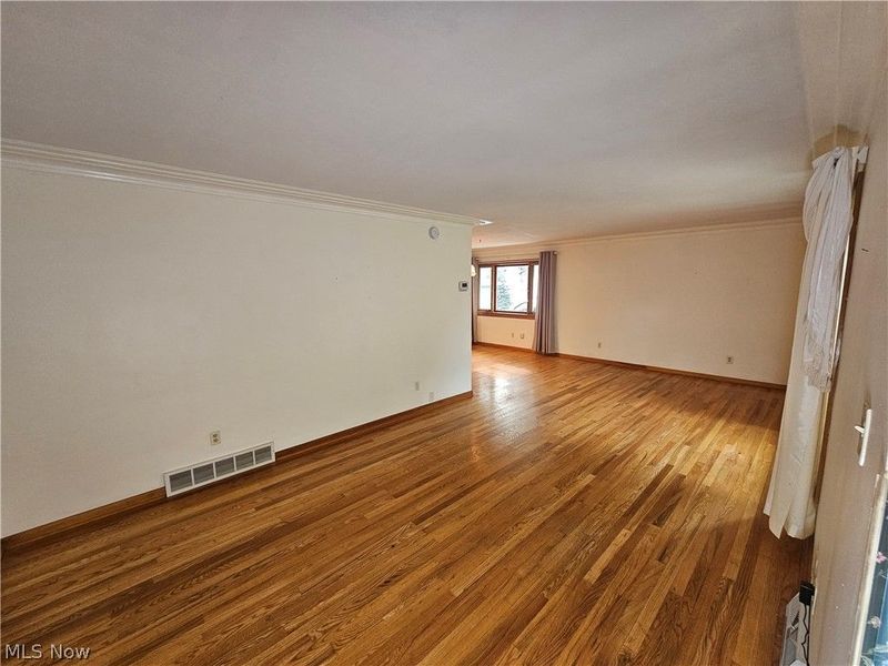 242 Sunset Road, Avon Lake, OH 44012 Photo 3