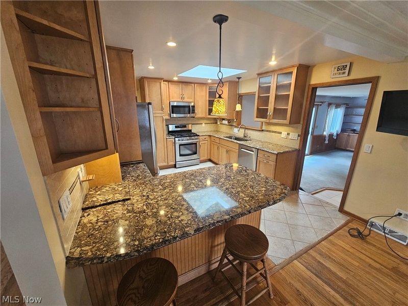 242 Sunset Road, Avon Lake, OH 44012 Photo 7