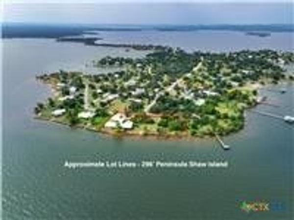 736 W Lakecrest Drive , Other, TX 78607