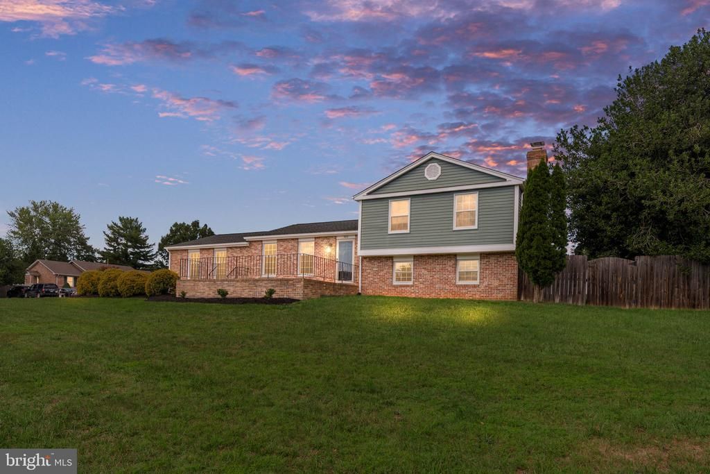 400 Collingwood Drive, Fredericksburg, VA 22405 Main Photo