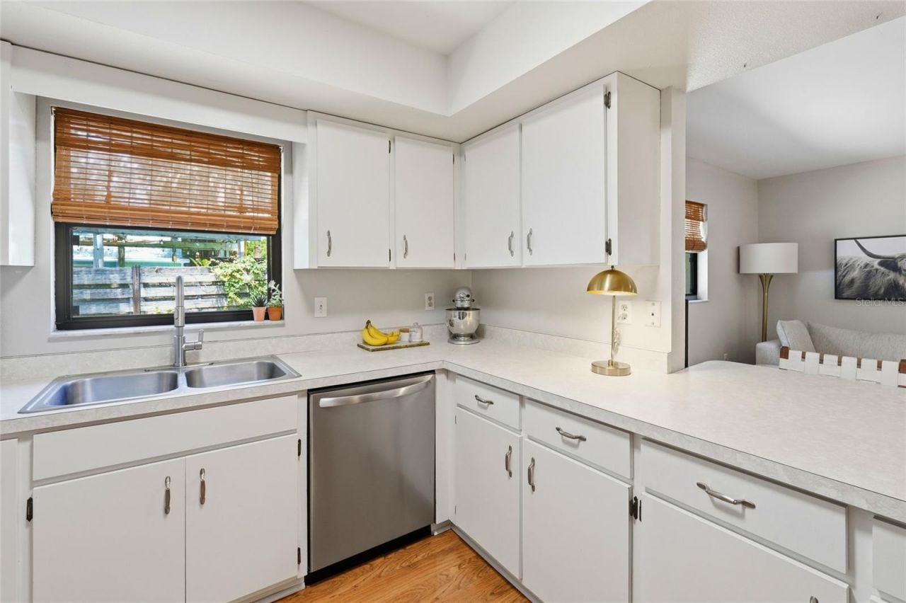 831 Highland Street, Sarasota, FL 34234 Photo