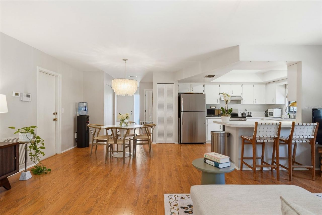 831 Highland Street, Sarasota, FL 34234 Photo