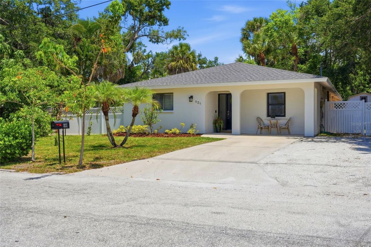 831 Highland Street, Sarasota, FL 34234 Photo