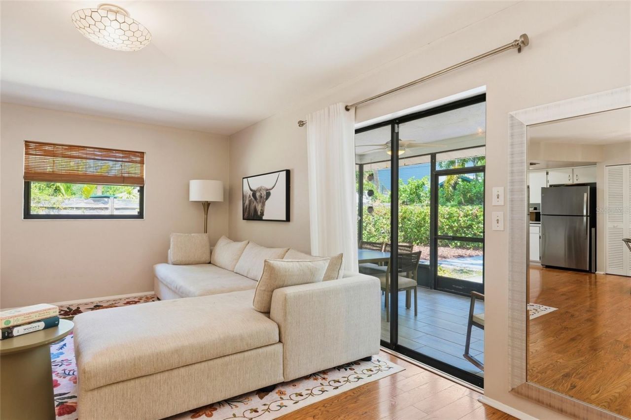 831 Highland Street, Sarasota, FL 34234 Photo