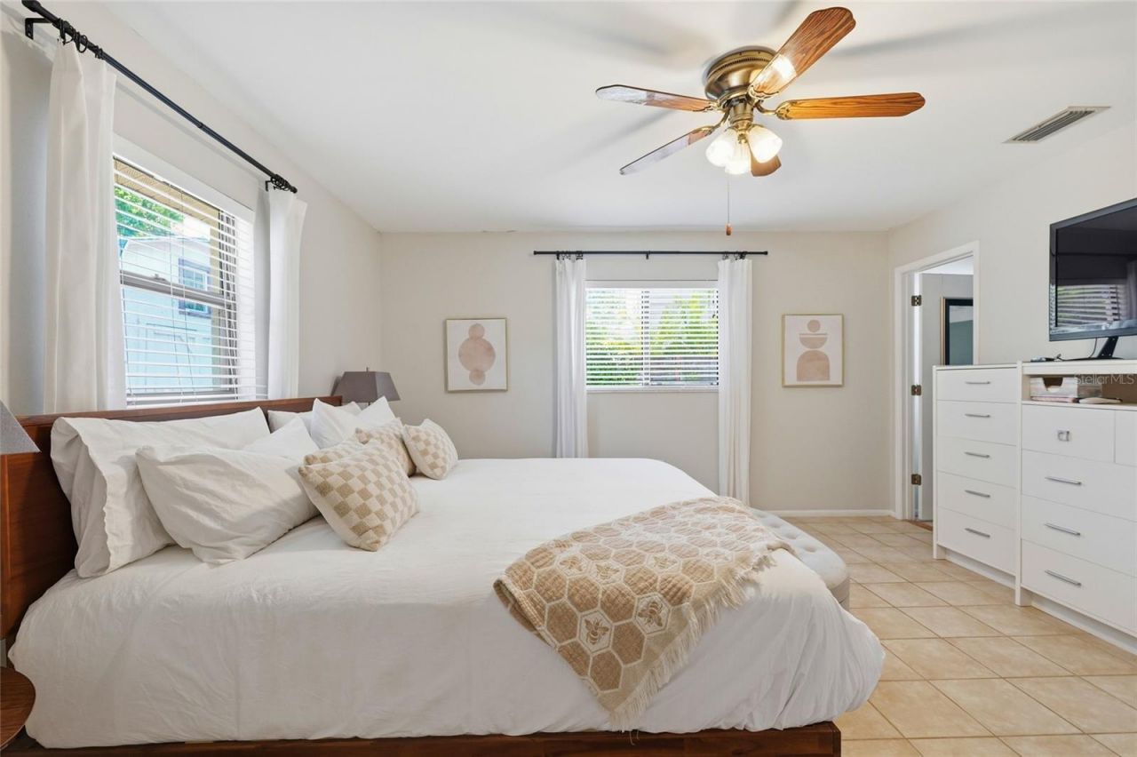 831 Highland Street, Sarasota, FL 34234 Photo