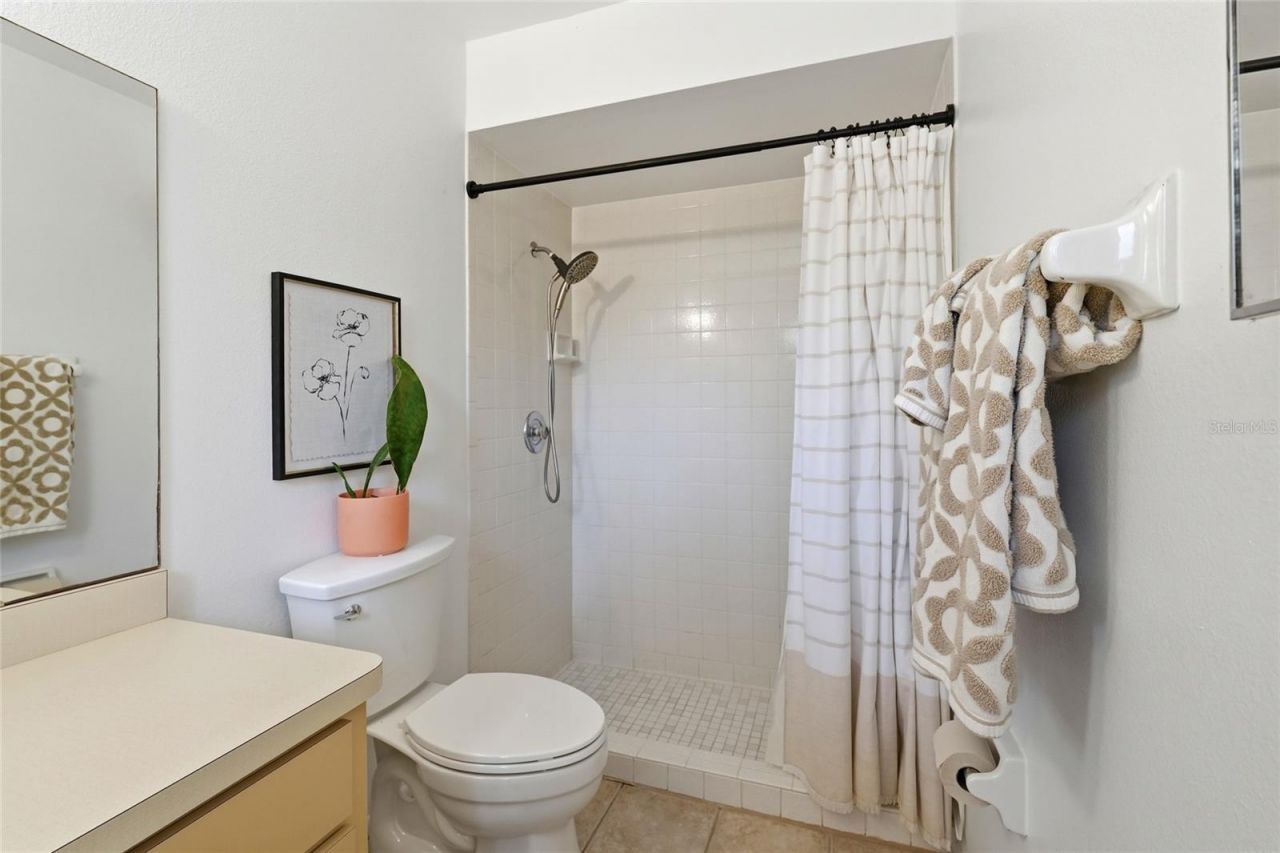 831 Highland Street, Sarasota, FL 34234 Photo