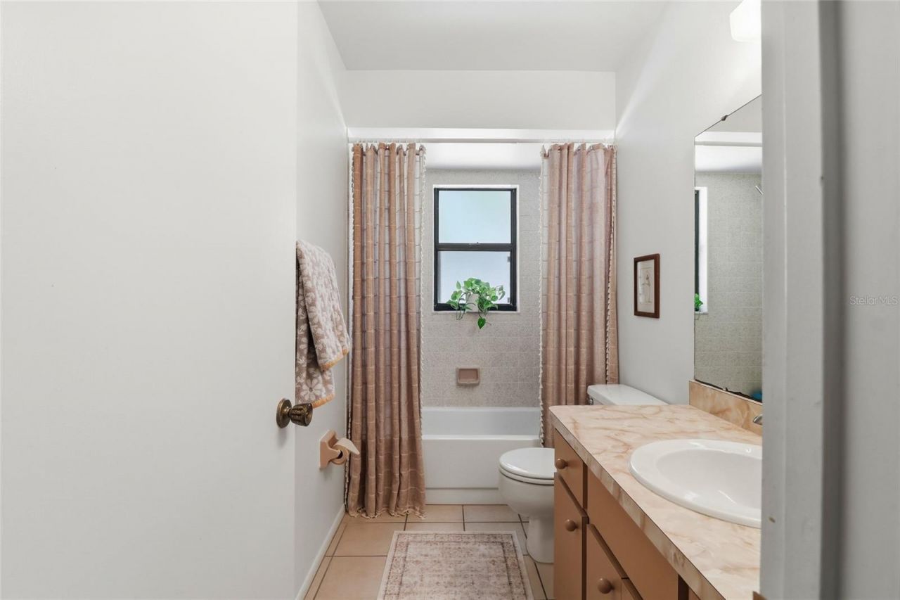 831 Highland Street, Sarasota, FL 34234 Photo