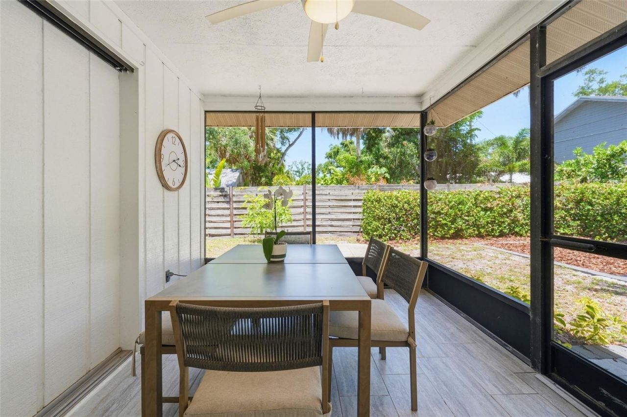 831 Highland Street, Sarasota, FL 34234 Photo