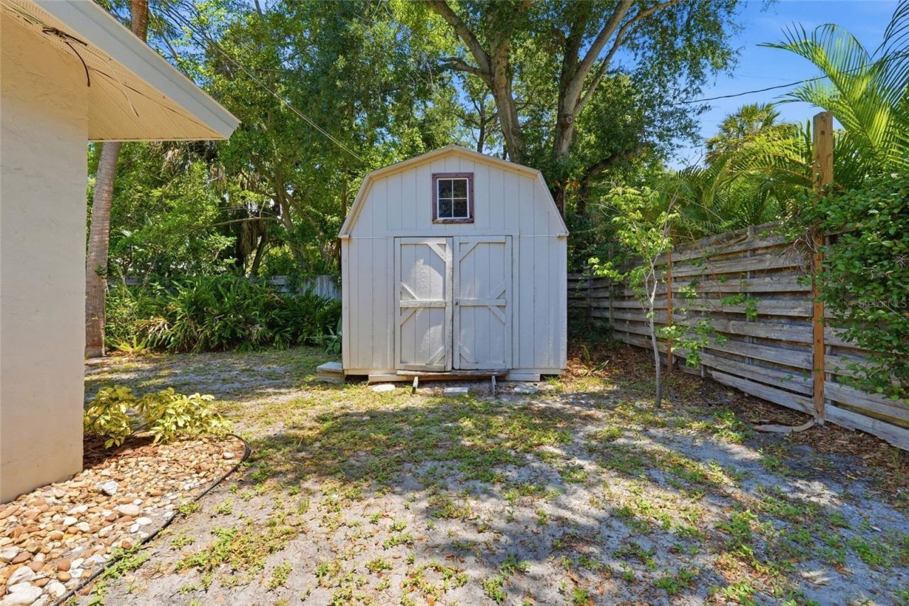 831 Highland Street, Sarasota, FL 34234 Photo
