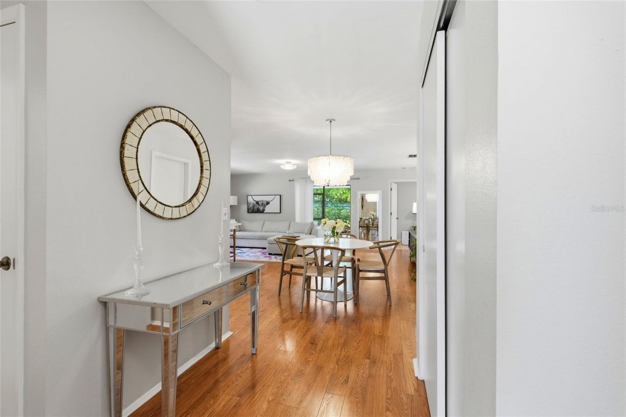831 Highland Street, Sarasota, FL 34234 Photo