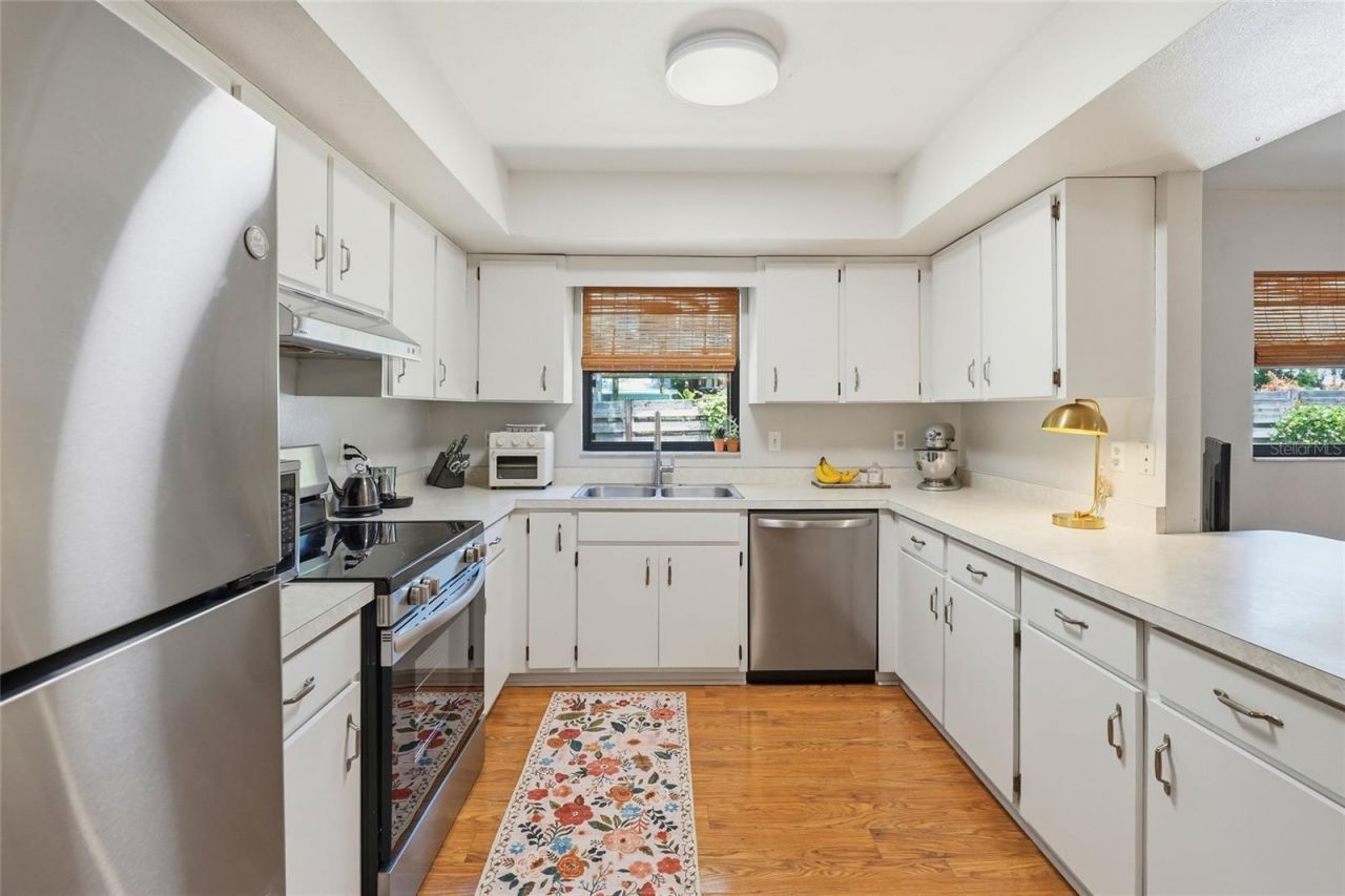 831 Highland Street, Sarasota, FL 34234 Photo