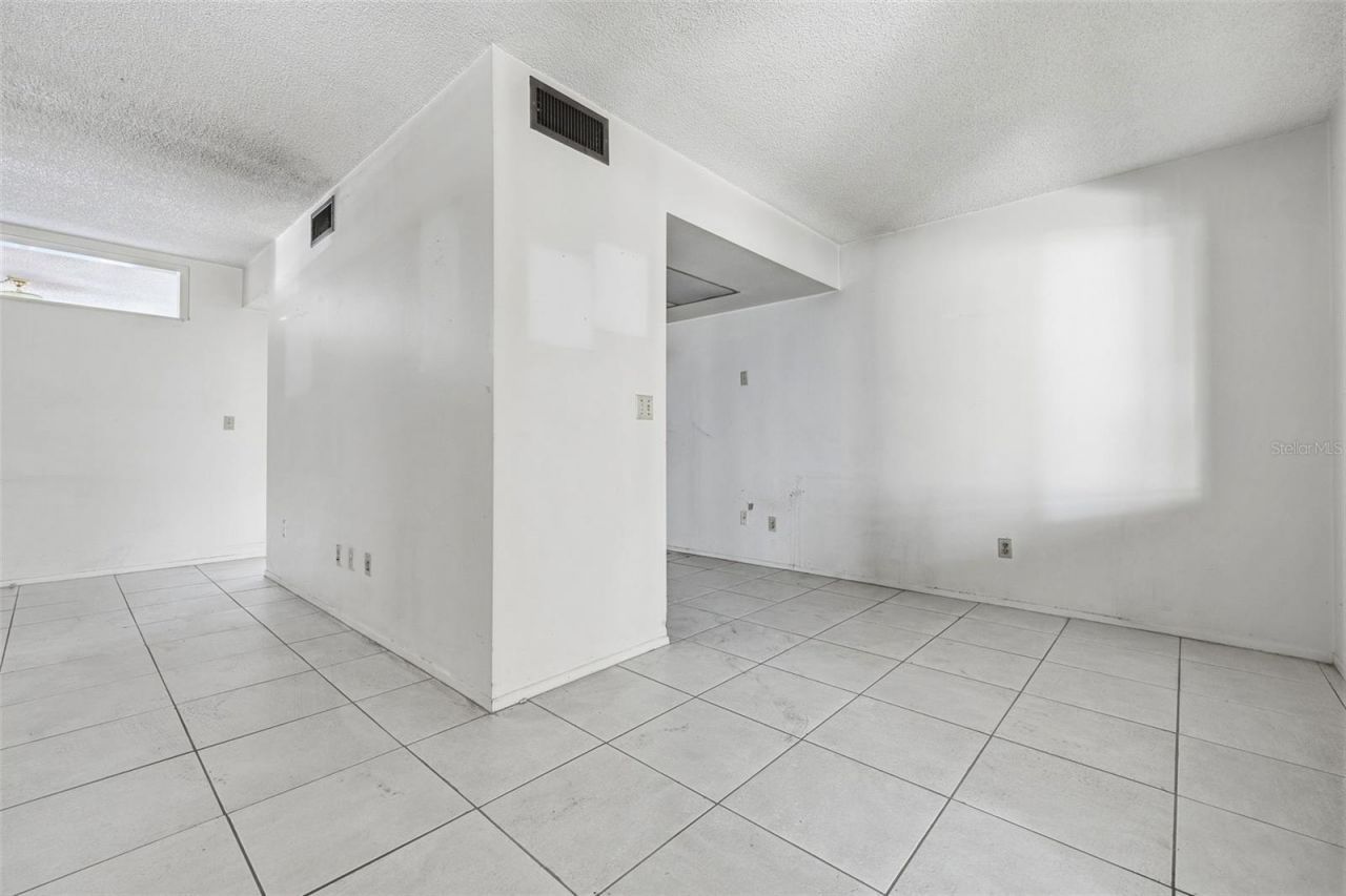 3100 Hartford Street N, Unit 129, Saint Petersburg, FL 33713 Photo