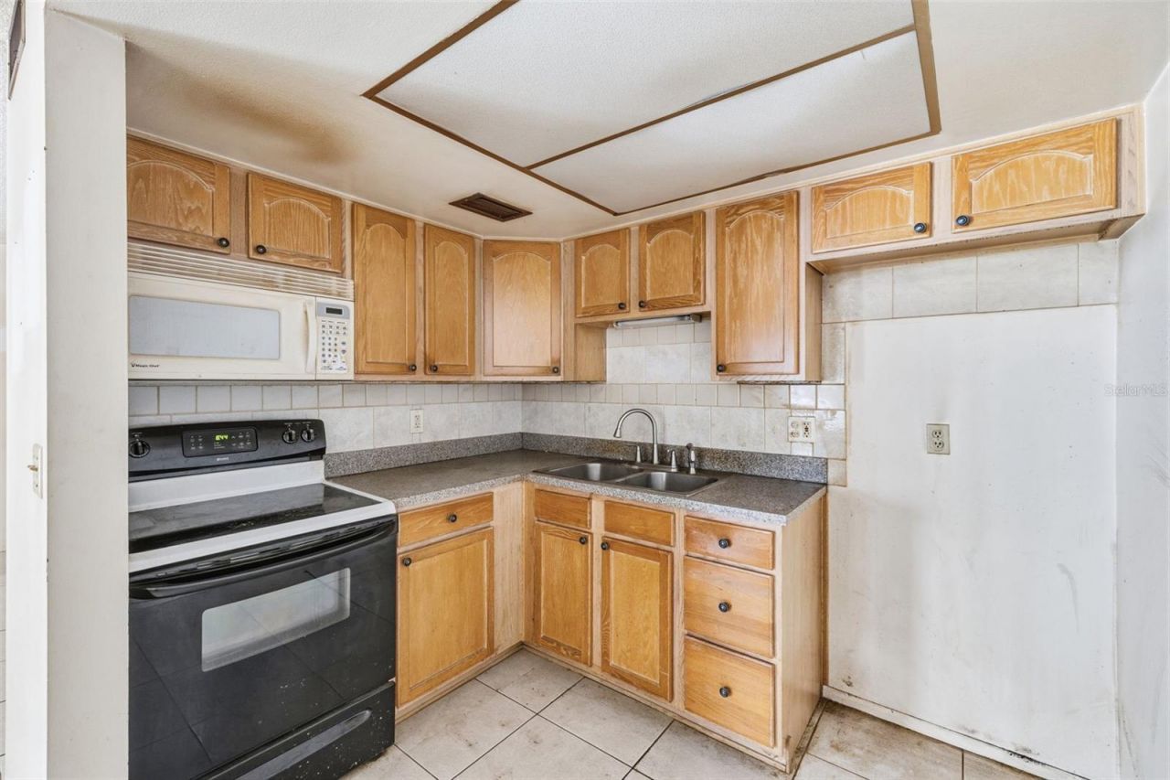 3100 Hartford Street N, Unit 129, Saint Petersburg, FL 33713 Photo
