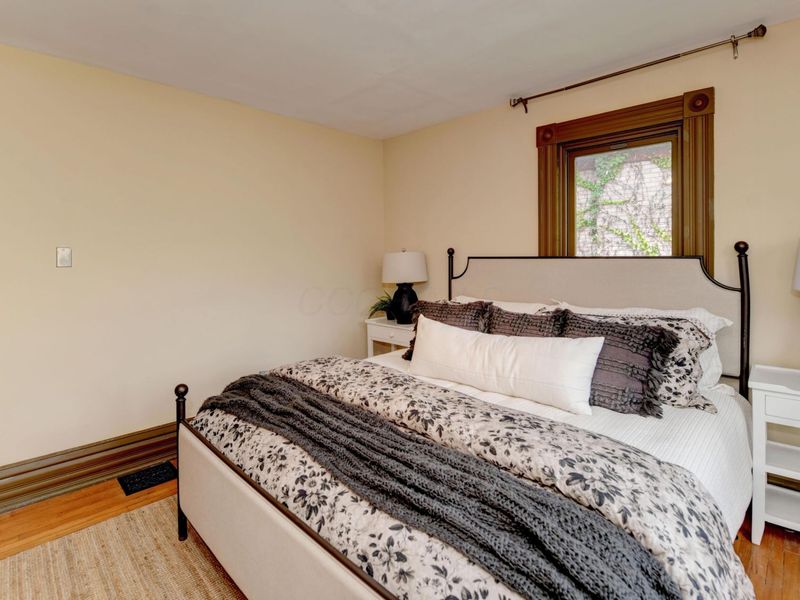 355 King Avenue, Columbus, OH 43201 Photo 23