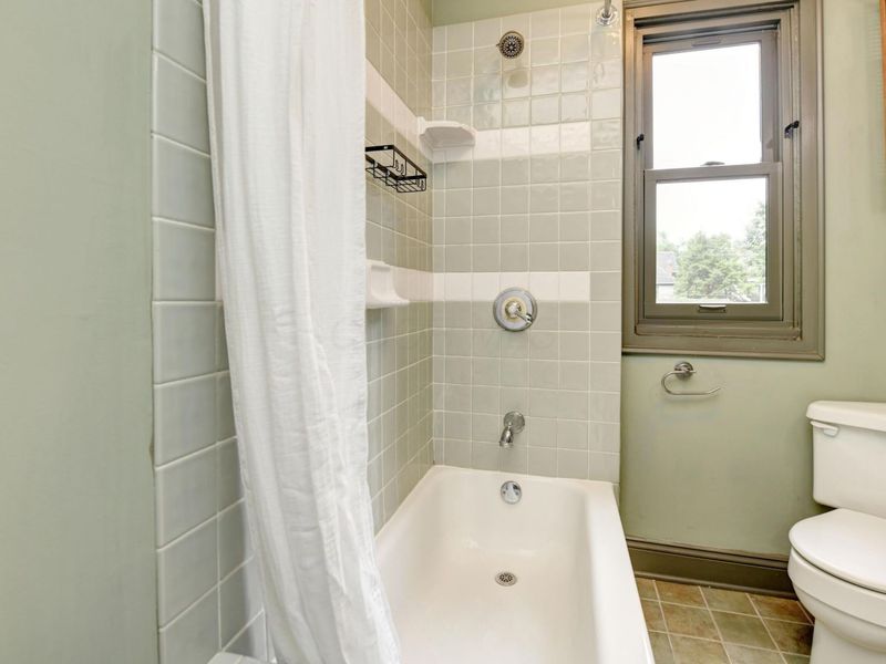 355 King Avenue, Columbus, OH 43201 Photo 34