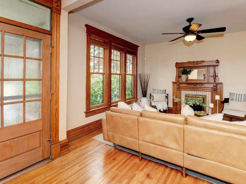 355 King Avenue, Columbus, OH 43201 Photo 6
