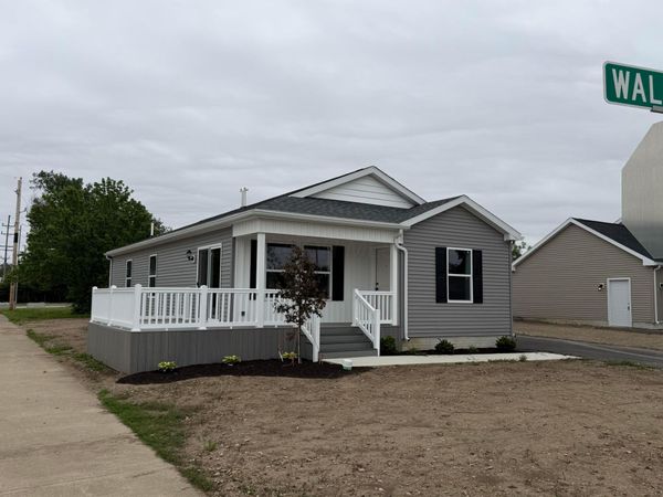 1330 Walnut Street , Fostoria, OH 44830