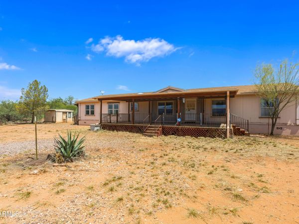 401 E CAMINO DE TUNDRA, Huachuca City, AZ 85616