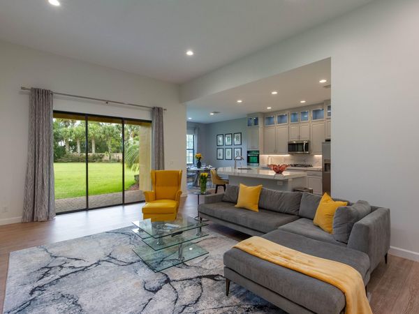 10429 Prato Street, Wellington, FL 33414