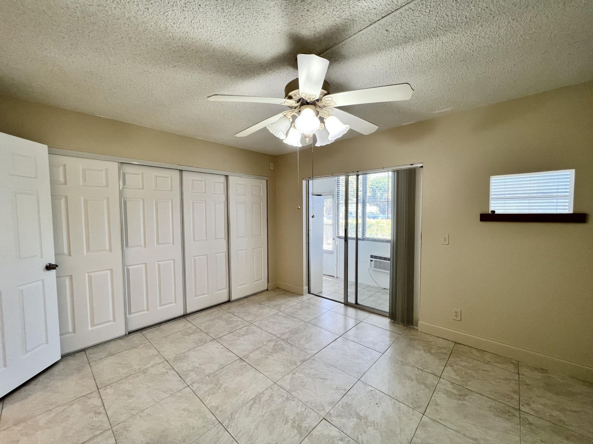 94 Windsor E, West Palm Beach, FL 33417 Photo